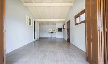 Imagem 4: Casa com churrasqueira em Torres - Ótima oportunidade de compra