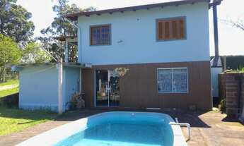 Imagem 7: Casa à venda com piscina e varanda no Bairro Águas Claras na cidade de Viamão