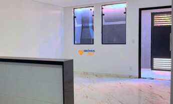 Imagem 2: Sobrado de 03 dormitórios e piscina na Vila Tupi Praia Grande - SP