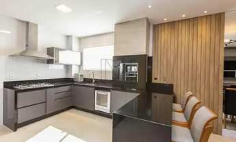 Imagem 2: Apartamento perto da Roda Gigante com 3 suítes