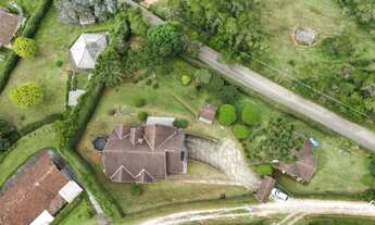 Imagem 4: Casa com Ótimo Terreno e Vista para as Montanhas na Vila Inglesa!