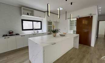 Imagem 5: Uma Casa de Luxo Verdadeiramente Única em Campos do Jordão!