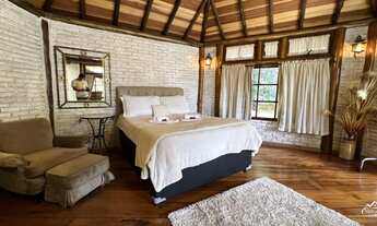 Imagem 5: Casa Térrea com Edícula Independente e Jardim Arborizado!