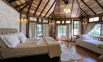 Imagem 6: Casa Térrea com Edícula Independente e Jardim Arborizado!