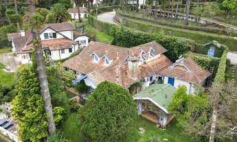 Imagem: Charmosa e Aconchegante Residência à Poucos