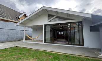 Imagem: Casa impecável com decoração moderna