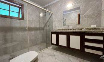 Imagem 5: Casa de Alto Padrão com Arquitetura Sofisticada!