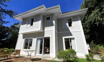 Imagem: Casa Nova e muito Moderna com Localização