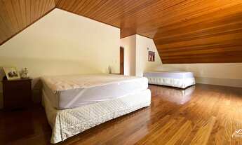 Imagem 3: Luxuosa Casa com Localização Privilegiada e Espaço com muito Lazer!