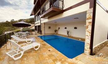 Imagem 3: Impecável imóvel com piscina