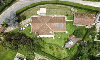 Imagem 2: Casa Térrea com Linda Vista em Excelente Bairro!