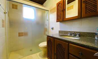 Imagem 3: Casa com quintal dos sonhos e uma bela área gourmet