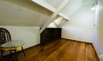 Imagem 5: Casa com quintal dos sonhos e uma bela área gourmet