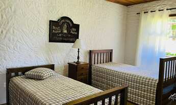 Imagem 6: Casa com 6 suítes em bairro nobre, rodeada de muito verde!