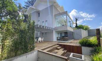 Imagem: Casa de luxo no alto do Capivari O verdadeiro