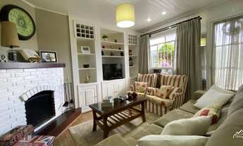 Imagem 3: Charmosa Casa de 3 dormitórios com Ótima Localização!