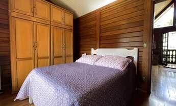 Imagem 7: Casa com Excelente Localização e Belíssimo Jardim!