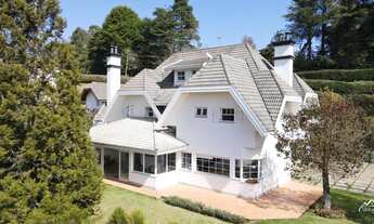 Imagem: Casa Moderna, Espaçosa e com Vista Privilegiada