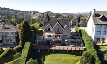 Imagem 4: Propriedade dos Sonhos com Vista Panorâmica de Campos do Jordão!
