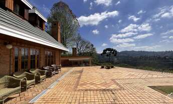 Imagem 4: Residência Exclusiva com Vista de Tirar o Fôlego!