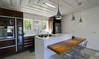 Imagem 7: Belíssima Casa com Área de Lazer e Área Gourmet em Condomínio Fechado!