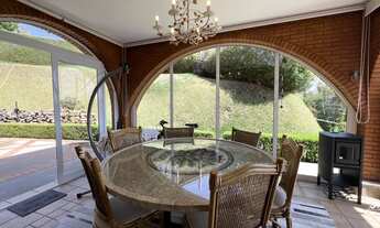 Imagem 6: Casa Elegante com Vista Privilegiada em Campos do Jordão!