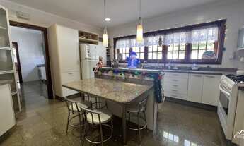 Imagem 7: Uma Propriedade Única em Condomínio Fechado!