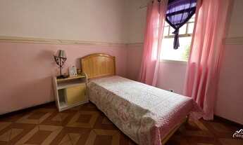 Imagem 6: Charmosa Residência com Área Gourmet em Bairro Popular!