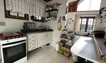 Imagem 7: Residência Charmosa com Vista Panorâmica em Campos do Jordão!