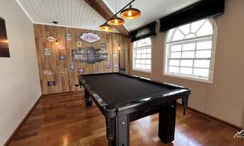 Imagem 7: Luxuosa Casa com Infraestrutura Completa no Alto do Capivari!