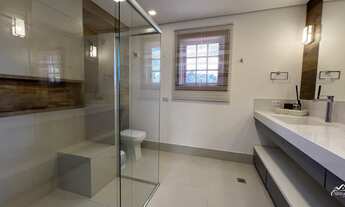 Imagem 7: Refúgio Familiar: Sua Casa dos Sonhos em um Bairro Tranquilo!