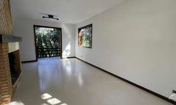 Imagem 6: Refúgio Sereno: Residência Arborizada com Casa de Hóspedes!