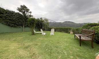 Imagem 5: Casa em Bairro Tranquilo com Terreno Aproveitável e Linda Vista!