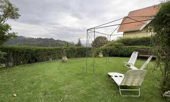 Imagem 6: Casa em Bairro Tranquilo com Terreno Aproveitável e Linda Vista!