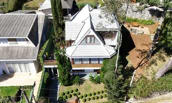 Imagem 2: Residência Aconchegante com um Estilo Rústico em Lugar Retirado!