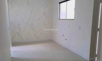 Imagem 4: Casa no bairro Universitário com 3 dormitórios sendo 1 suíte, 2 vagas de garagem e 100m²