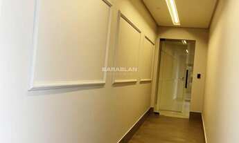 Imagem 3: Apartamento totalmente mobiliado com móveis sob medida! Conta com 2 quartos sendo 1 suíte