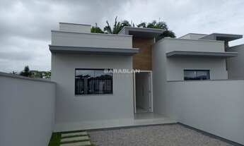 Imagem 2: Casa à Venda no bairro Praça, em Tijucas/SC. Conta com dois 2 dormitórios sendo 1 suíte, l