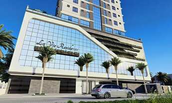 Imagem 2: Apartamento à Venda em Porto Belo/SC