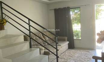 Imagem 4: Sobrado semi mobiliado à Venda, em Tijucas/SC. Conta com dois dormitórios, sala e cozinha