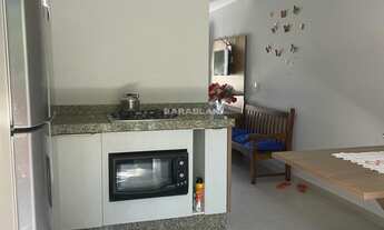 Imagem 6: Sobrado semi mobiliado à Venda, em Tijucas/SC. Conta com dois dormitórios, sala e cozinha