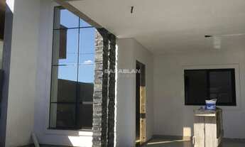 Imagem 2: Casa à Venda no loteamento Bosque da Mata, em Tijucas/SC. Conta com 3 dormitórios sendo 1