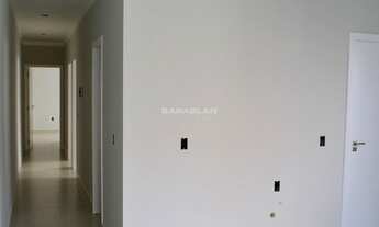 Imagem 2: Casa à Venda no loteamento Dom Geraldo, em Tijucas/SC. Conta com 3 dormitórios, living int