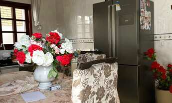 Imagem 4: Casa semi mobiliada à Venda no bairro Universitário, em Tijucas/SC. Conta com três dormitó