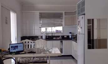 Imagem 4: Esta procurando uma Casa com pátio extenso? Essa pode ser sua!!!