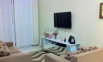 Imagem 2: No Centro, apartamento com pátio privativo