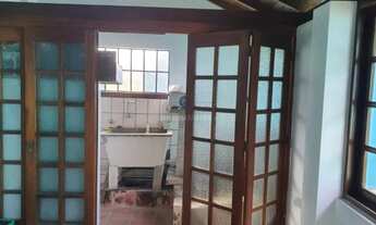 Imagem 7: Casa em área central