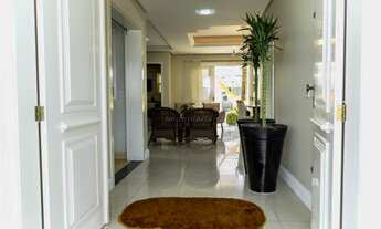 Imagem: Belíssima casa em região nobre