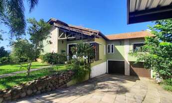 Imagem: Ampla casa em zona nobre e central