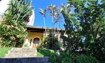 Imagem: Casa clássica em zona nobre - altíssimo